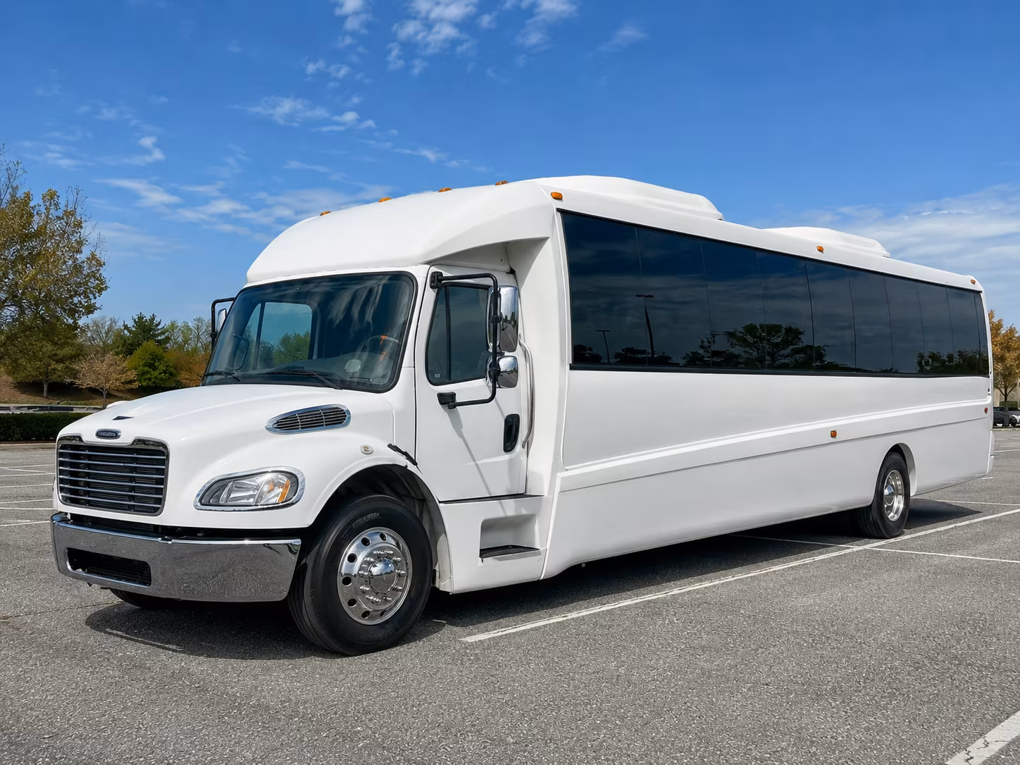 28 Passenger Party Bus Exterior
