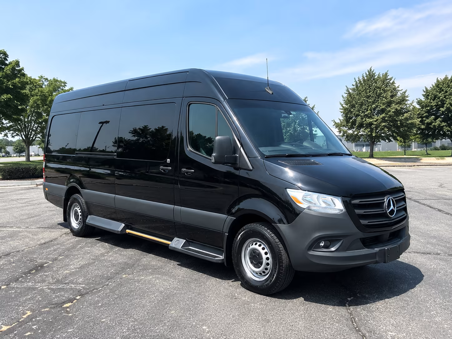 Huntington Beach Airport Shuttle & Transportation party bus exterior