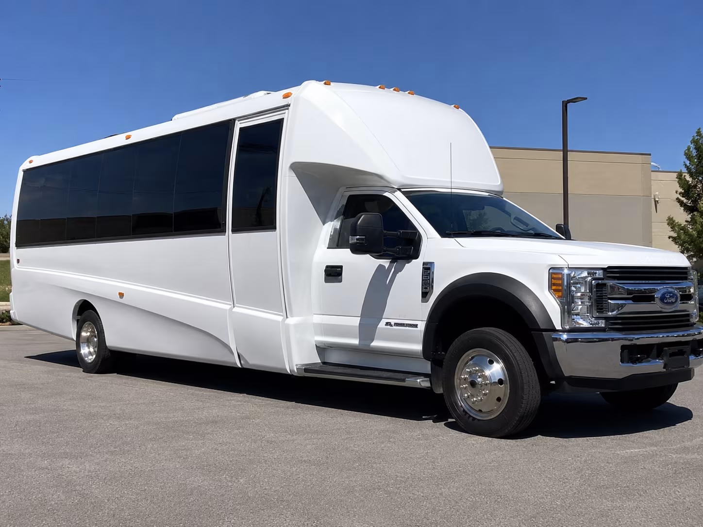 Huntington Beach Airport Shuttle & Transportation party bus exterior