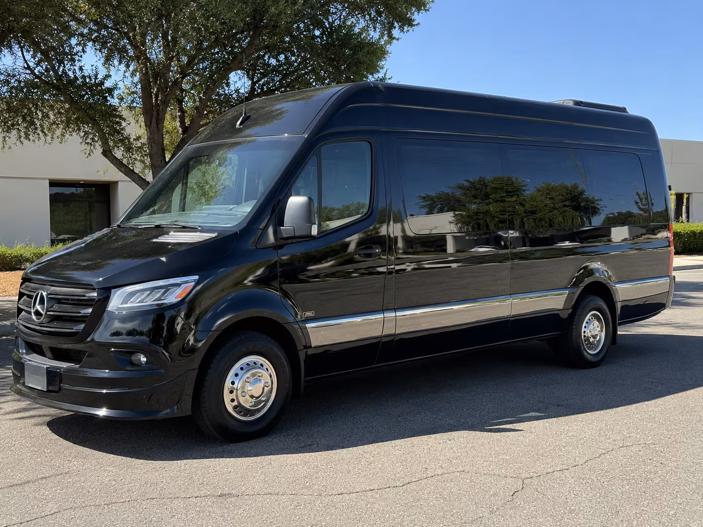 Huntington Beach Airport Shuttle & Transportation onboard seating