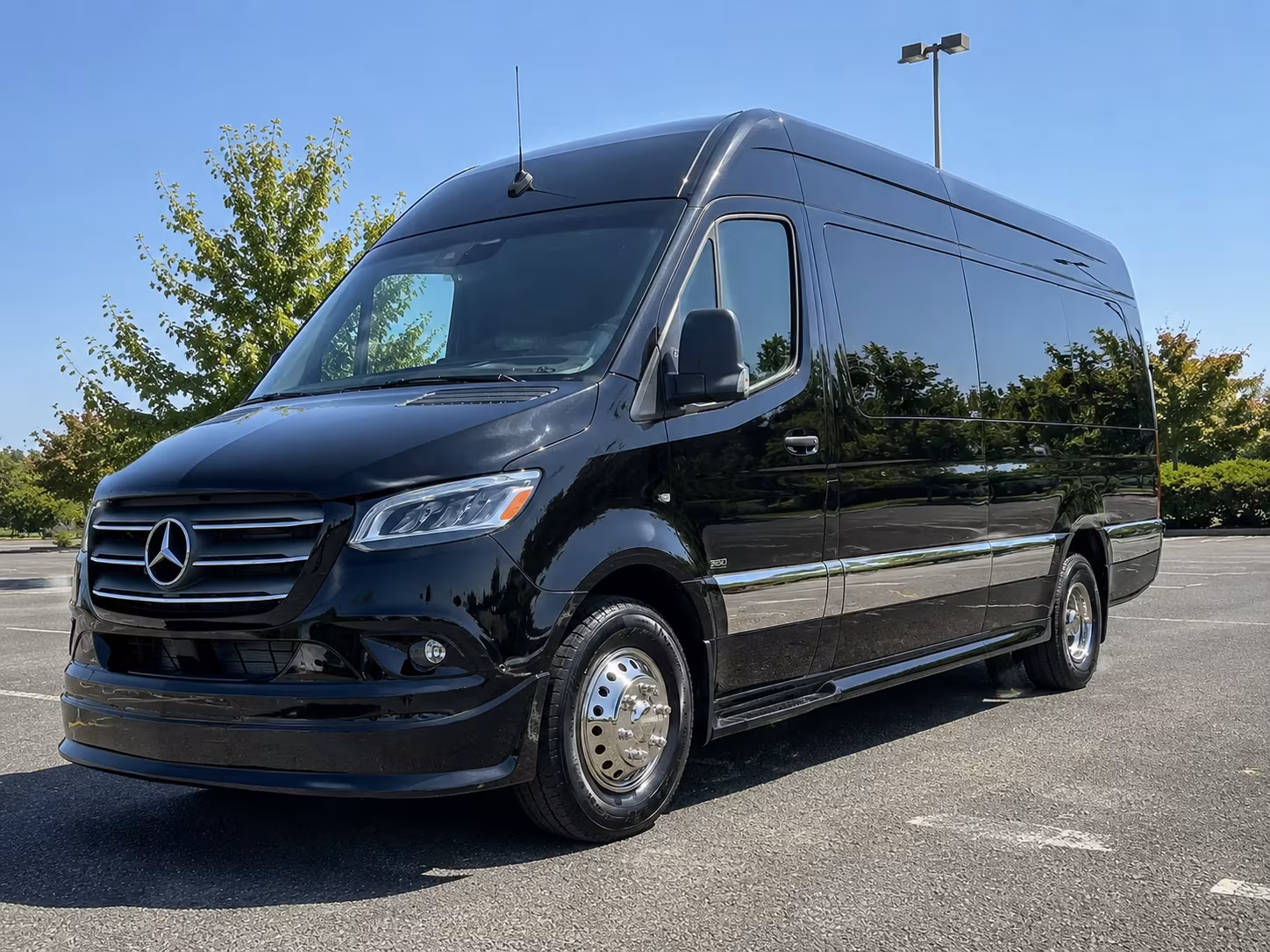 Huntington Beach Airport Shuttle & Transportation route planning