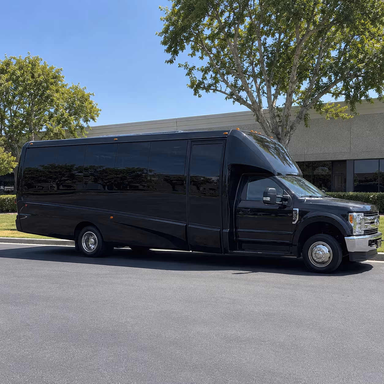 Huntington Beach Birthday, Sweet 16, & Quinceañera Transportation party bus interior
